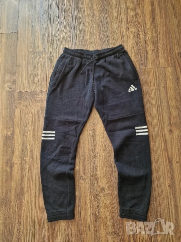 Страхотно мъжко спортно долнище ADIDAS размер M 