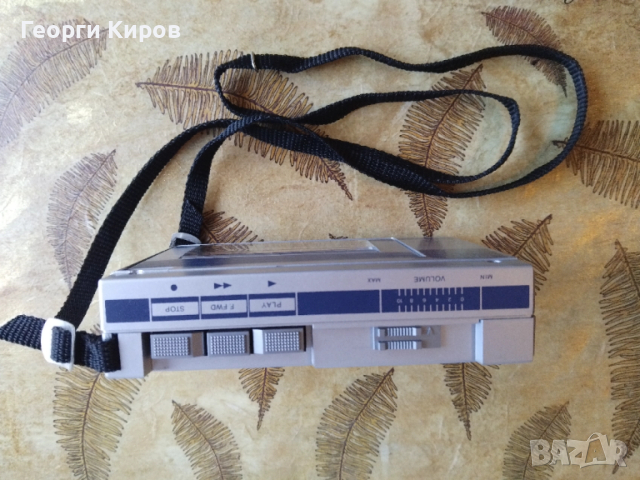 Hi Fi mini Stereo cassette player Unisef V1 касетофон Walkman, снимка 3 - Радиокасетофони, транзистори - 52872123