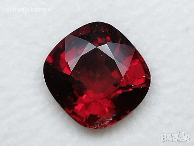 Рядък червен шпинел в голям размер - 3.35кт.! GIA сертификат! Нов! , снимка 7 - Други - 53280538