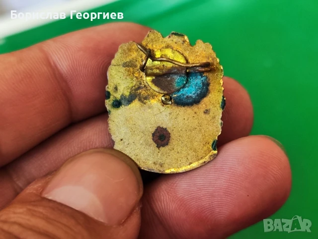 Стара значка с емайл Покорител на пл. Първенци , снимка 4 - Колекции - 50722970