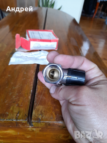 Стар радиаторен вентил, снимка 6 - Други ценни предмети - 36499428