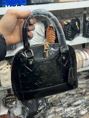 Louis Vuitton дамски чанти Различни цветове , снимка 3 - Чанти - 48932404