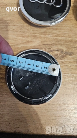 Капачки за джанти Ауди , снимка 6 - Гуми и джанти - 53658095