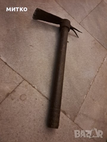 Стара мотичка, пикел 