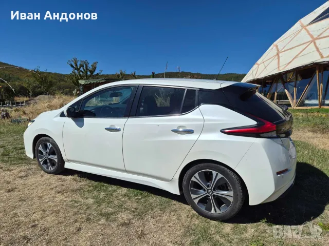 Nissan Leaf Термопомпа, 360* камери, всички защити, 100% бат.като новa, снимка 4 - Автомобили и джипове - 56345981