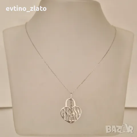 Медальони и синджири от бяло злато , снимка 4 - Колиета, медальони, синджири - 50068478