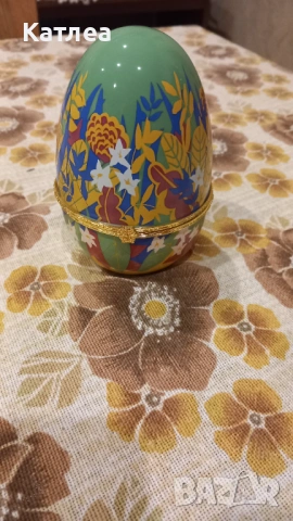 Голямо порцеланово яйце 