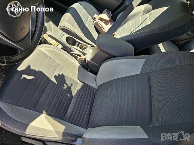 Toyota Auris 1.8 фейс / хибрид + газ, снимка 12 - Автомобили и джипове - 41687521