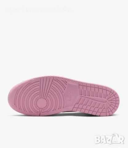 Дамски кецове Nike AIR Jordan 1 Retro Low OG SP Travis Scott, снимка 3 - Кецове - 55942477