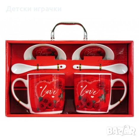 Комплект чаши с любовно сърце, червена роза, мече, кутия куфар
