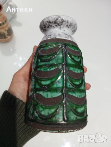 Стара маркирана ваза ръчна изработка 