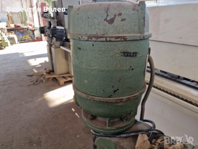 Гилотина за фурнир 2000мм.-ITALY, , снимка 11 - Други машини и части - 53626524