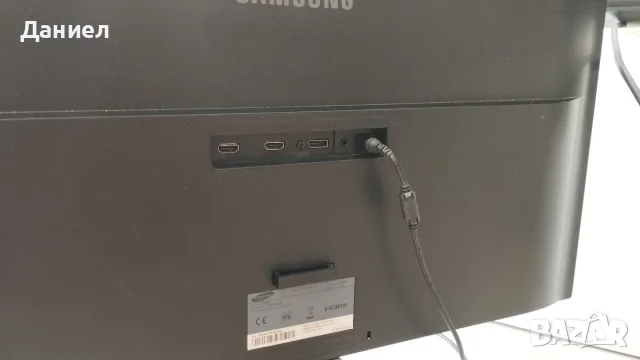 UHD Монитор Samsung U28D590D 28инча, снимка 3 - Монитори - 55976149