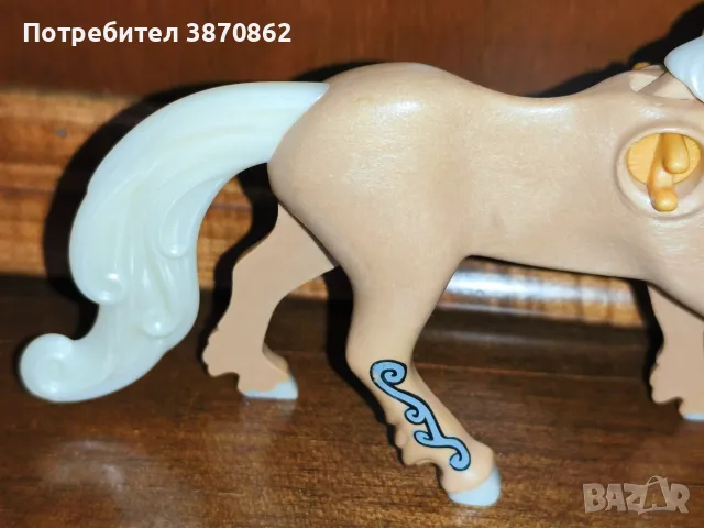 Големи коне Playmobil Geobra (2011 г.), снимка 9 - Конструктори - 56319134