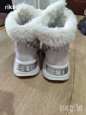 Дамски зимни боти, снимка 3 - Дамски боти - 52016831