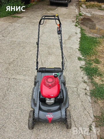 САМОХОДНА КОСАЧКА HONDA 537 HRX. ПЕРФЕКТНА. , снимка 2 - Градинска техника - 51205879