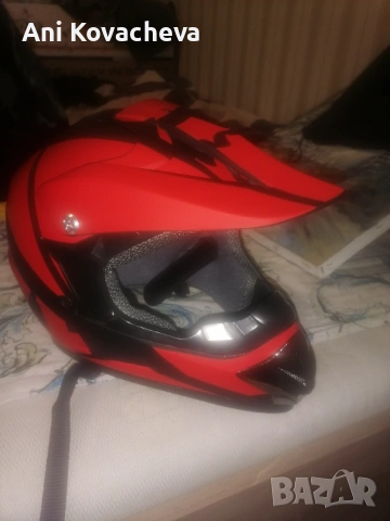 Каска за мотор/велосипед , снимка 2 - Велосипеди - 53358270