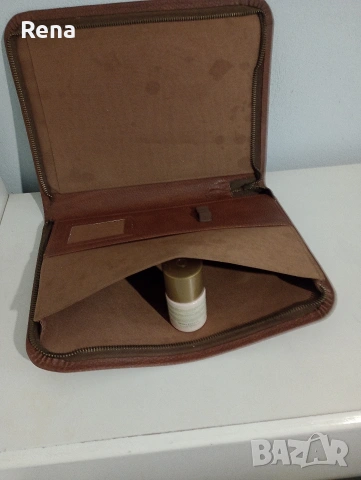 Кожена папка с цип от соца, снимка 2 - Антикварни и старинни предмети - 53437983