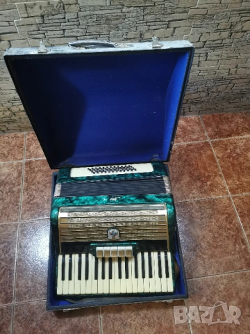 акордеон WELTMEISTER  - 48 БАСА