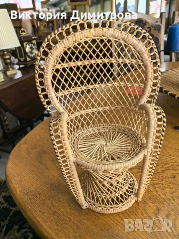 Мини Паунов кукленски стол , снимка 2 - Декорация за дома - 49200821