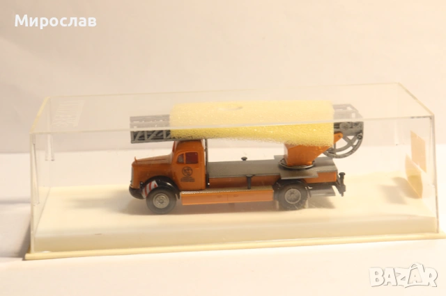 BREKINA H0 1/87 MERCEDES ПОЖАРНА КАМИОН МОДЕЛ