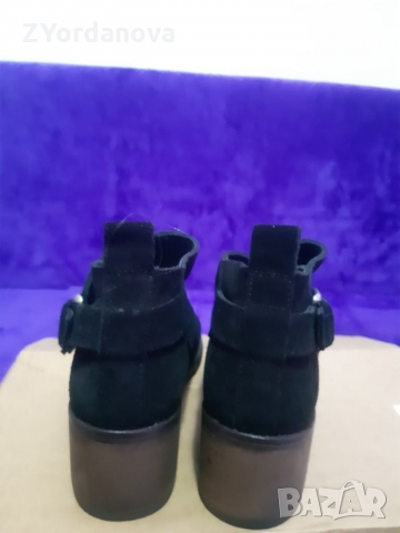 Дамски боти, снимка 5 - Дамски боти - 34512477