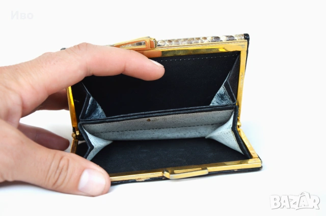 Луксозно дамско портмоне от естествена кожа на питон, снимка 11 - Портфейли, портмонета - 53815219