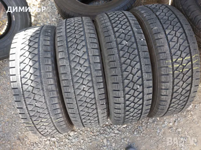 4бр.зимни BRIDGESTONE 215/65/16C 109R DOT 1118, снимка 1 - Гуми и джанти - 48599490