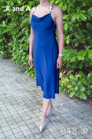 Сатенена рокля „Роял Блу“