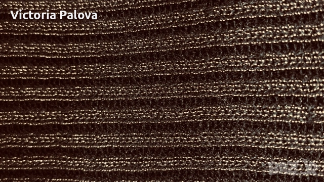 Луксозен италиански шал от модна къща  POI…BY KRIZIA, снимка 9 - Шалове - 53167022