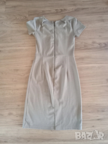 Дамска рокля Reserved / размер М, снимка 5 - Рокли - 53031744