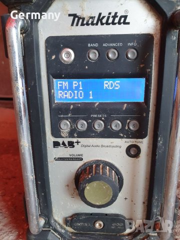 Стройтелно радио makita, снимка 2 - Радиокасетофони, транзистори - 40313745