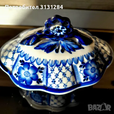 Гжел порцеланова кутия ръчно рисувана Русия, снимка 4 - Други ценни предмети - 48378629