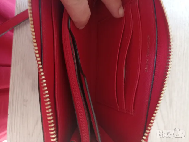 Дамски портфейл Michael Kors, снимка 15 - Портфейли, портмонета - 55889209