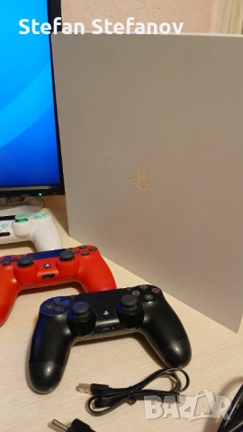С ГАРАНЦИЯ 1Г Sony PlayStation 4 Pro White бял PS4 1TB профилактиран проверен Play Station SW 11.52, снимка 3 - PlayStation конзоли - 53137110