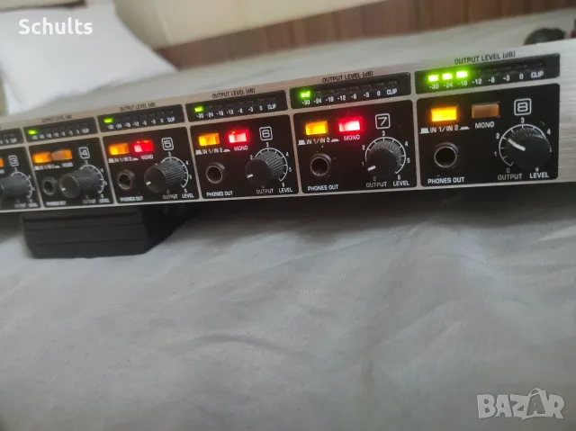 Behringer ha 8000 професионален слушалков усилвател, снимка 6 - Аудиосистеми - 55829631
