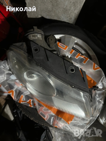 VW Passat B6 десен фар с лупа, снимка 2 - Части - 53417686