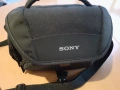 Нова! Видеокамера Sony FDR-AX43 + чанта Sony LCS-U21 Soft Case + карта памет Sony SDXC 128GB, снимка 4