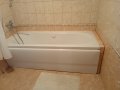 Обзавеждане за баня, шкаф мивка с огледало, вана, снимка 1 - Душ кабини и вани - 39657386