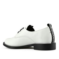 Нови Дамски елегантни бели обувки с ток, снимка 3 - Дамски обувки на ток - 44369127