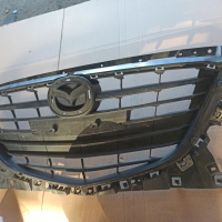 решетка предна оригинална BHN1-50712 Mazda 3  2013-2017г, снимка 3 - Части - 44817601