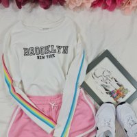 Комплект къси розови панталонки и кроп блуза, снимка 1 - Детски комплекти - 40921480