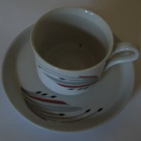 Нови комплекти чашки с чинийки за кафе, снимка 3 - Сервизи - 35748435
