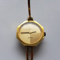 Дамски позлатен  механичен часовник Zentra 17 jewels, снимка 9 - Дамски - 35784808