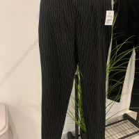 Елегантен дамски панталон в размер 40, снимка 12 - Панталони - 44774358