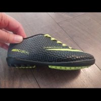 Детски обувки за футбол, стоножки Nike, 28, снимка 2 - Футбол - 42545968