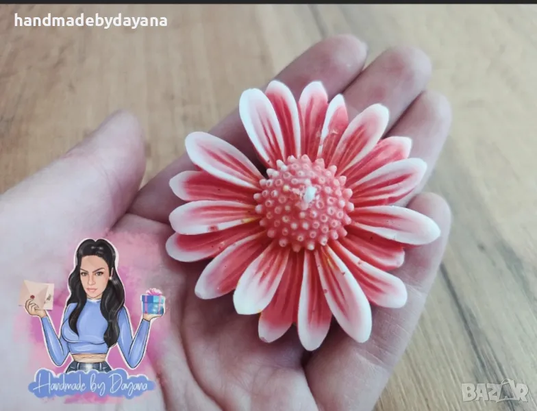 Подаръци за гости от соев восък - маргаритки , снимка 1