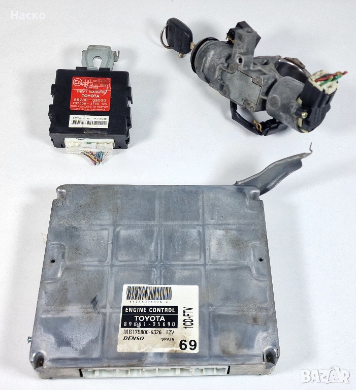 Компютър ECU Toyota Avensis T25 2.0 D4D 116 кс Тойота Авенсис 89661-05690 MB175800-6326, снимка 1