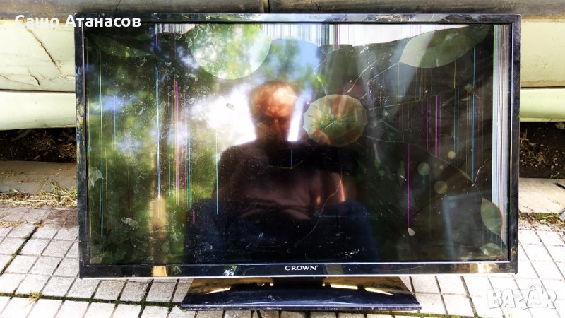 CROWN 32472SM със счупена матрица ,17IPS62 ,17MB211S ,6870C-0442B ,VES315WNDL-2D-N22 ,17LD166, снимка 1