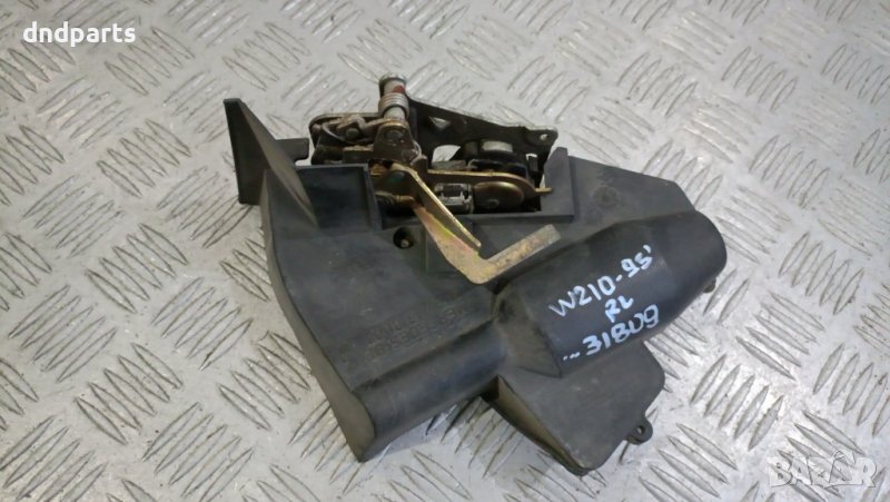 Брава врата Mercedes E-Class W210 1995г.(задна лява)	, снимка 1
